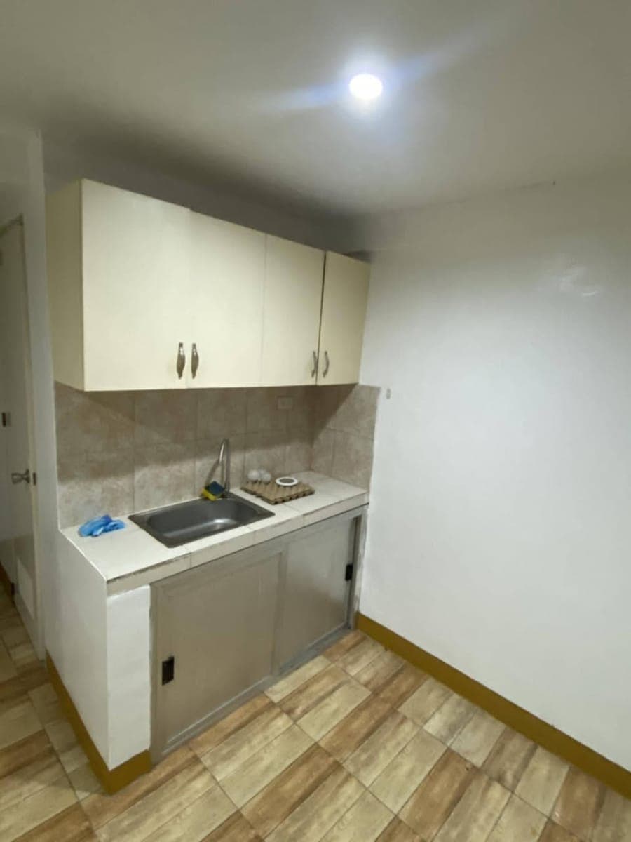 For Rent - photo 2