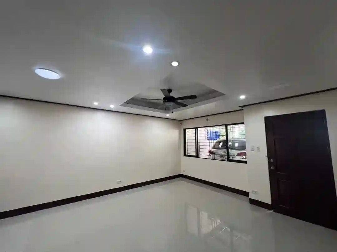 TOWNHOUSE FOR RENT - photo 1