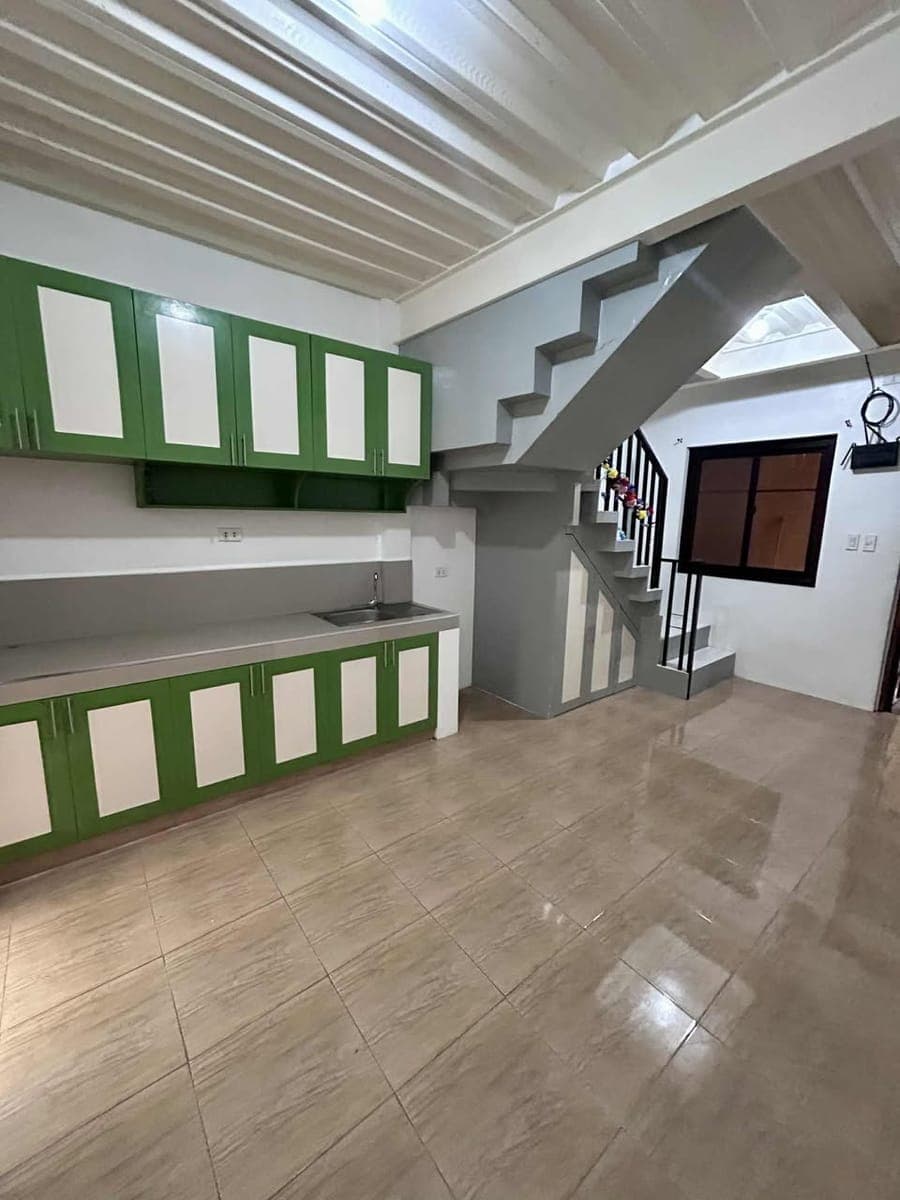 Apartment for rent in Las Pinas City - photo 2