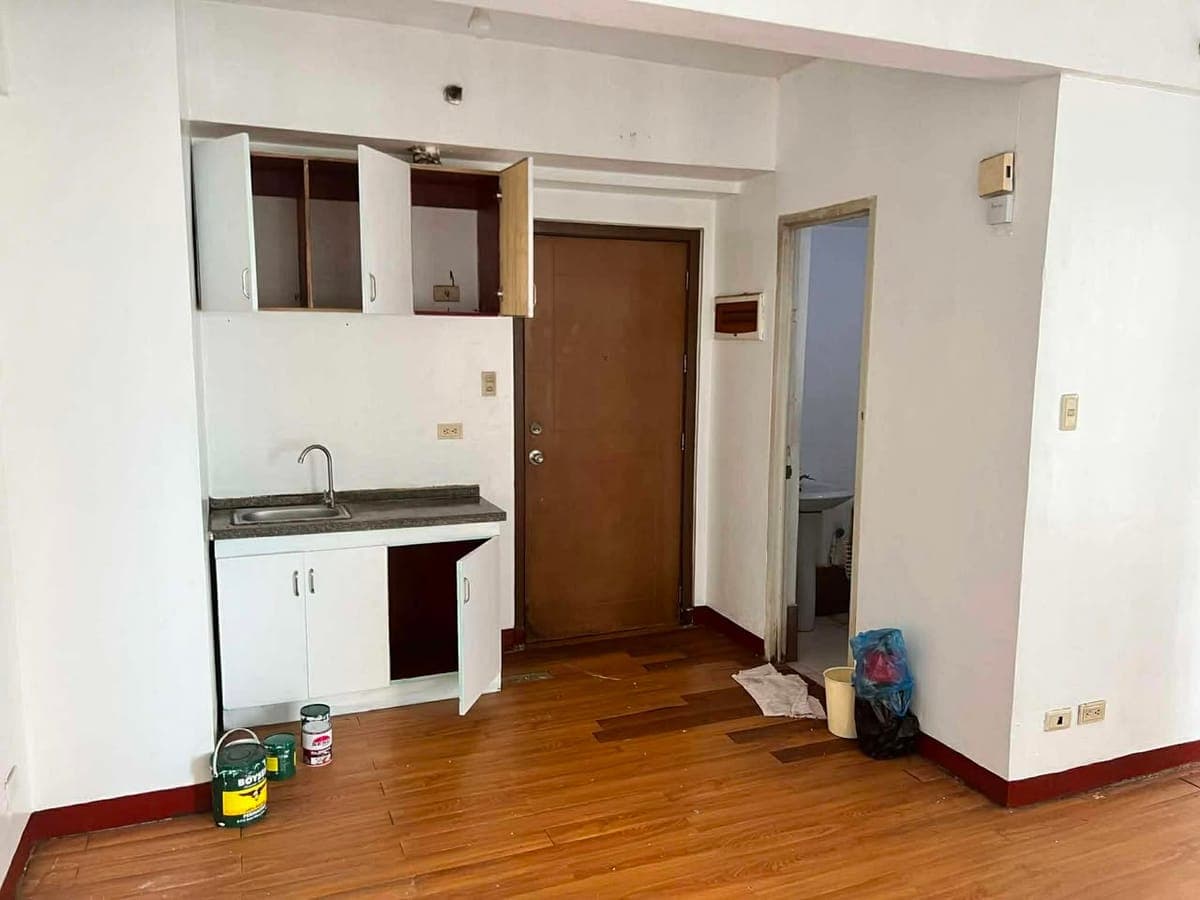 **BIG STUDIO FOR RENT 13k MONTHLY NO ASSOC DUES** - photo 1