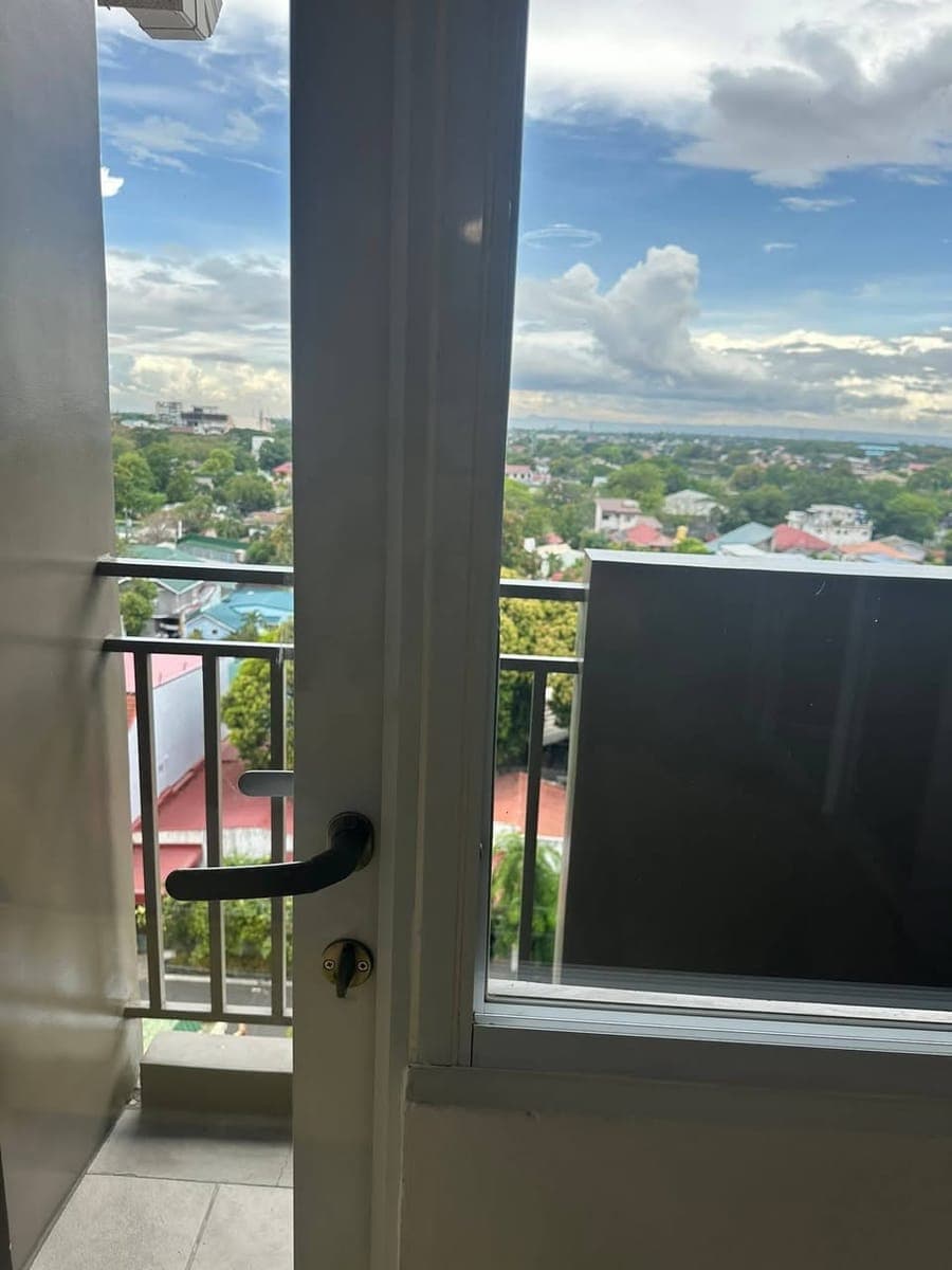𝗔𝗠𝗔𝗜𝗔 𝗦𝗧𝗘𝗣𝗦 𝗔𝗟𝗔𝗕𝗔𝗡𝗚 by Ayala land - photo 1