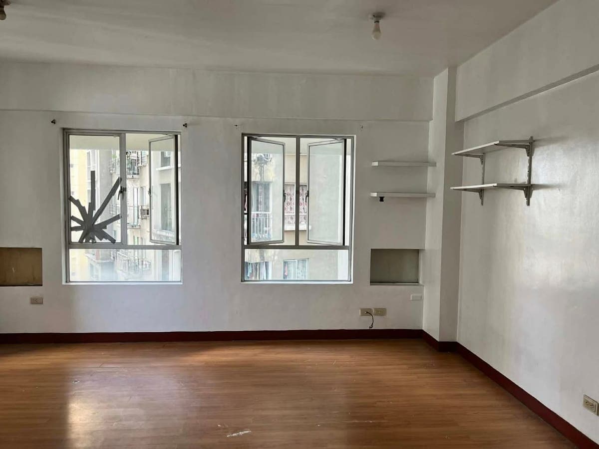 BIG STUDIO FOR RENT 13k MONTHLY NO ASSOC DUES - photo 1