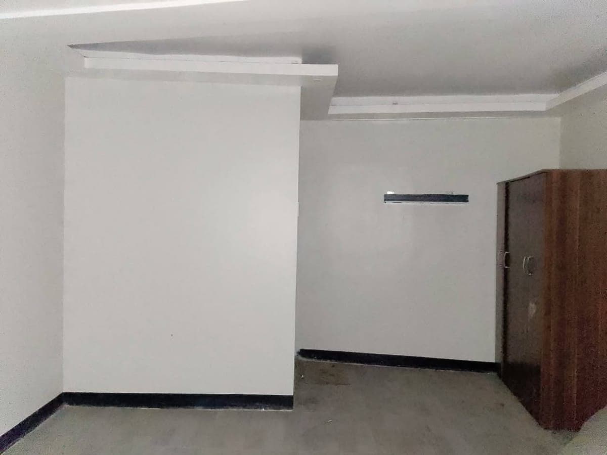 ROOM FOR RENT - photo 3