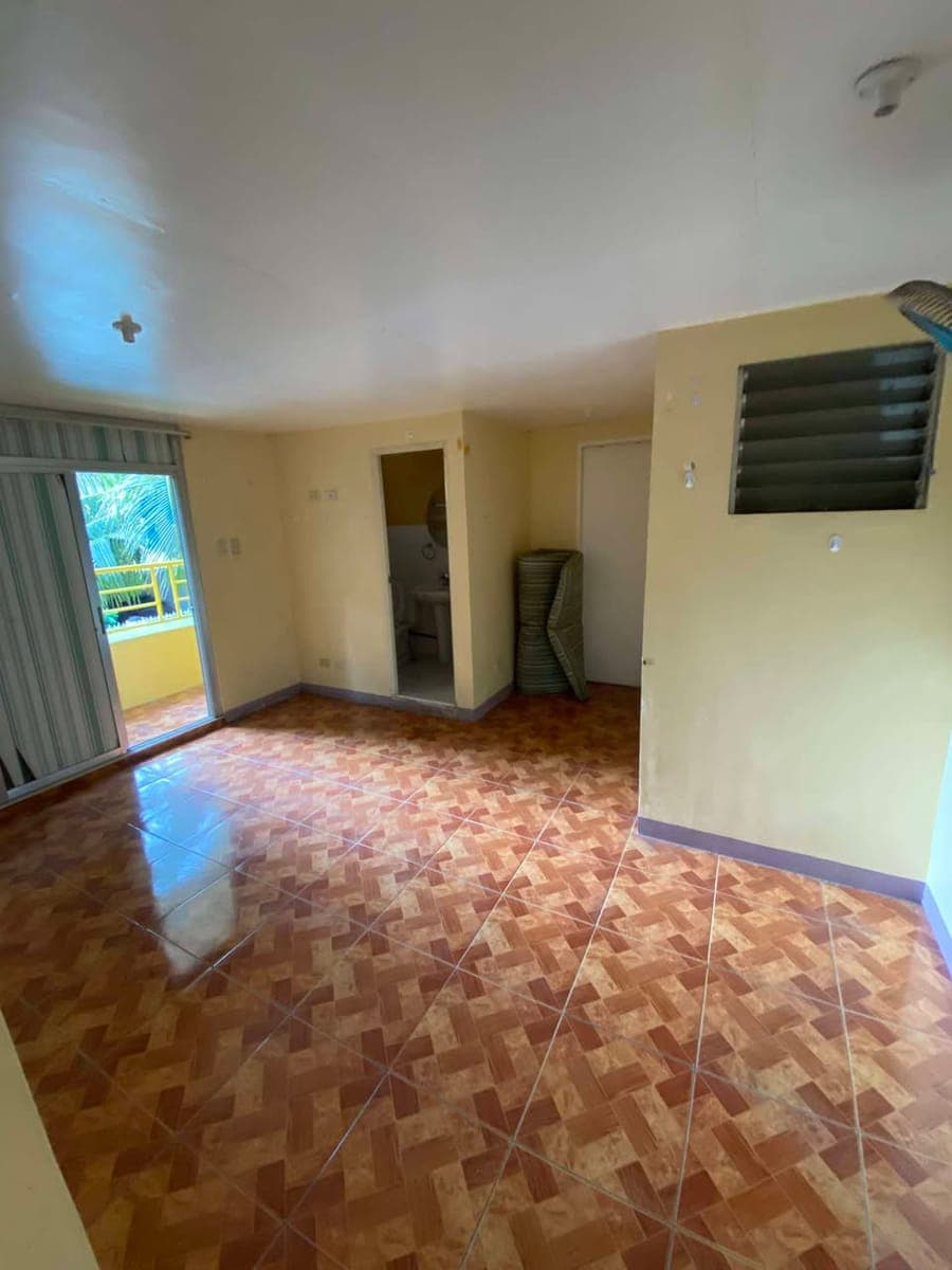 FOR RENT in front of SM Center Las Piñas - photo 4