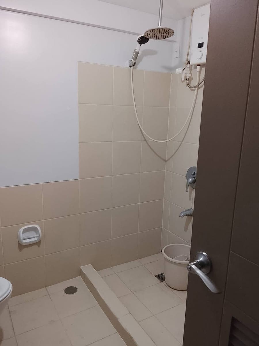 Condo unit For rent rush💯👌🏻 18k only - photo 4