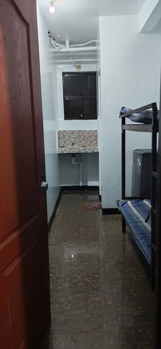 Room for Rent - photo 1