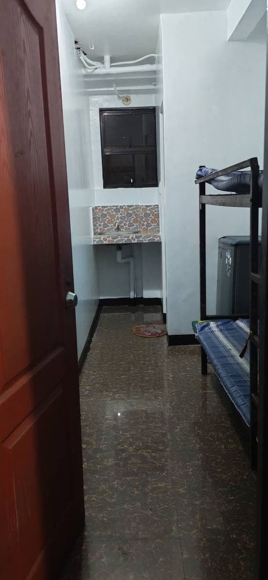 Room for Rent - photo 2