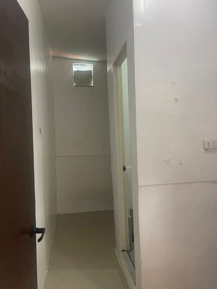 Studio type house for rent - photo 4