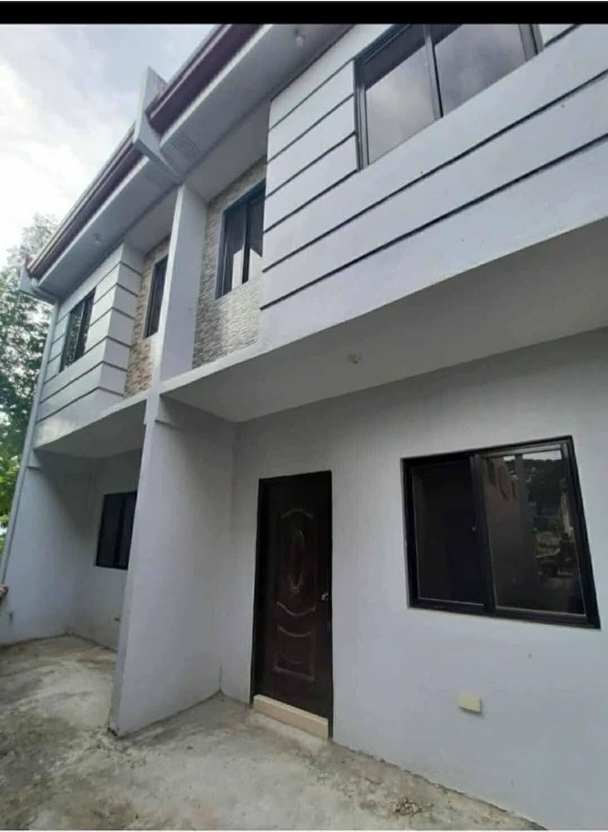 TOWNHOUSE FOR RENT - photo 2