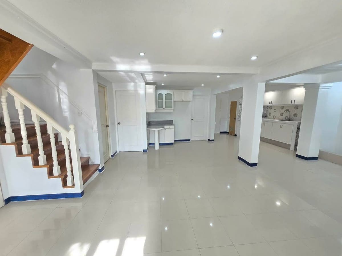 👉HOUSE FOR RENT - photo 5