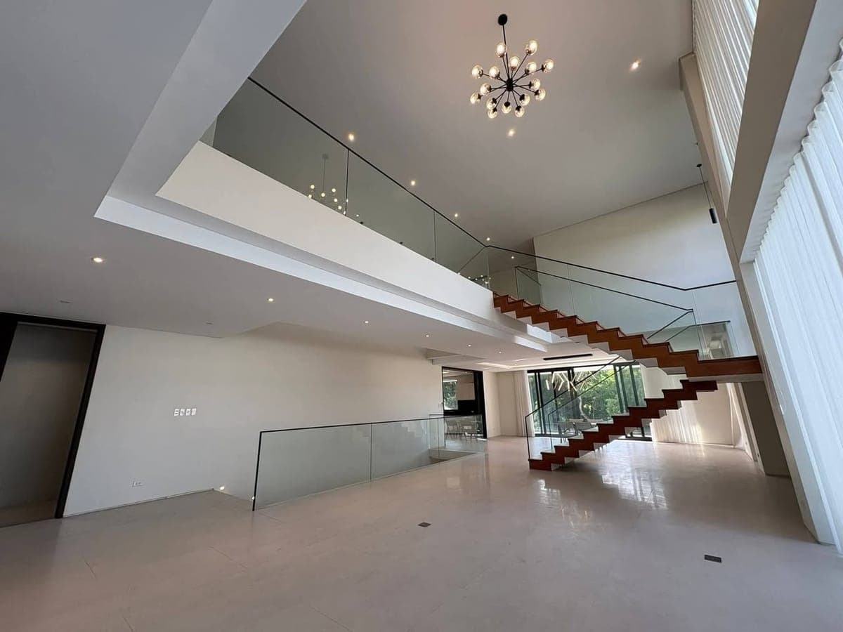 🏡 Modern House for Rent in Ayala Alabang Village - photo 4
