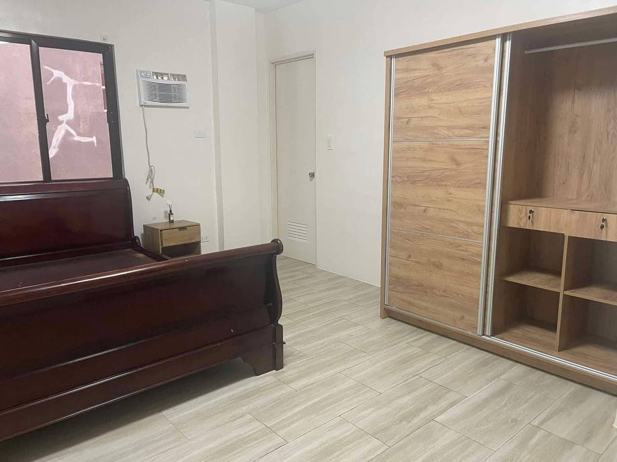 Two Story Modern House For Rent - photo 3