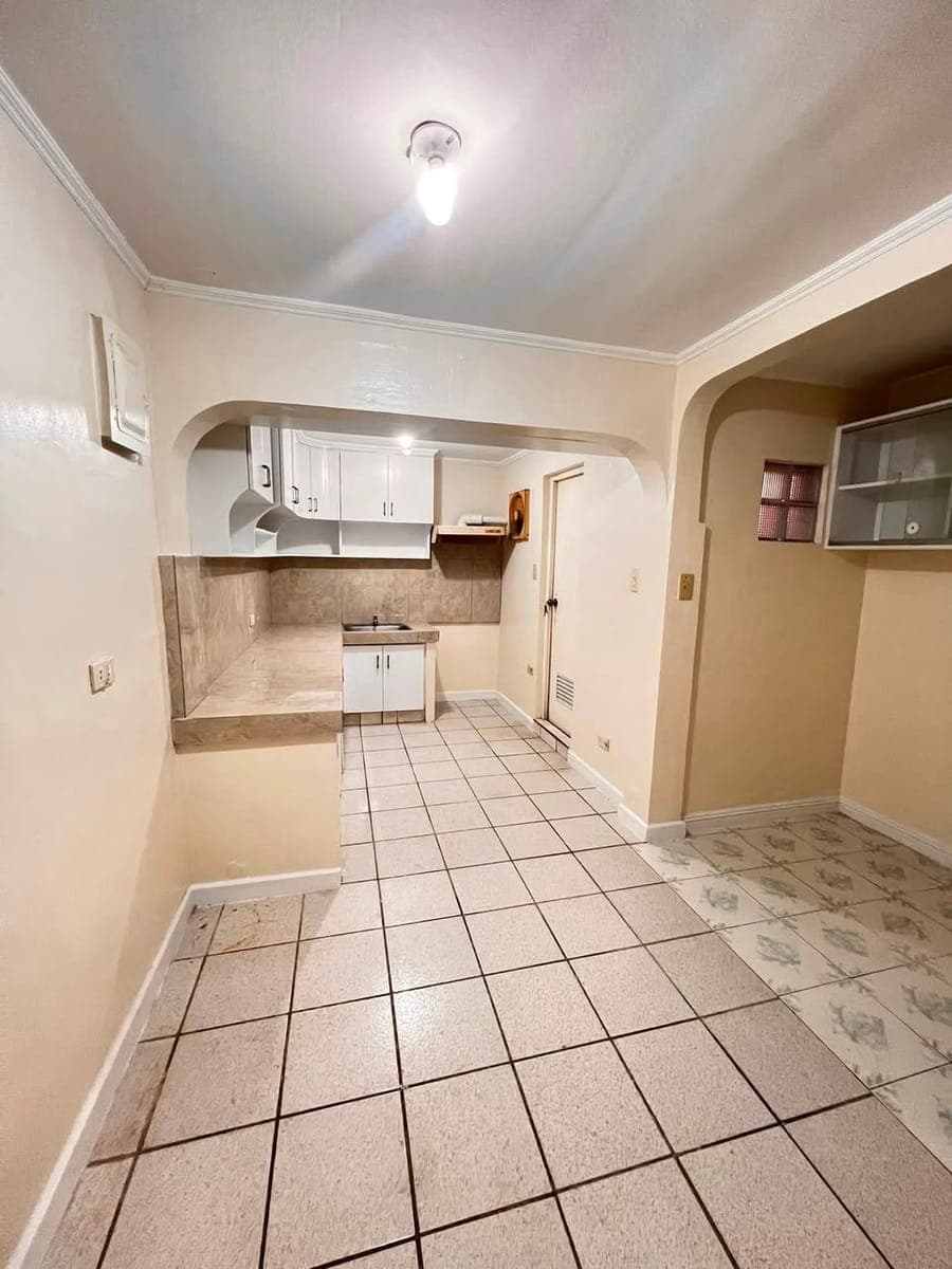 🏡 FOR RENT – Newly Renovated Townhouse in Veraville 1, Las Piñas! 🏡 - photo 3