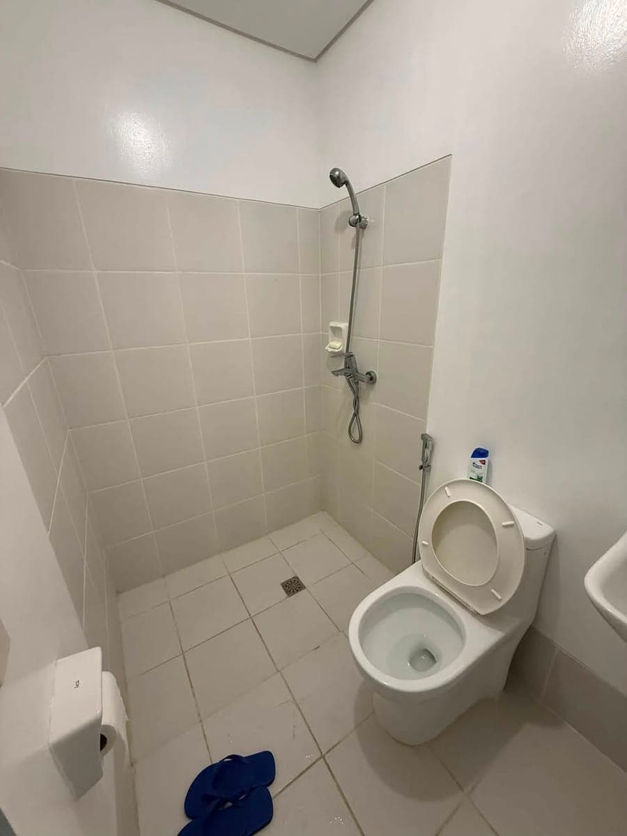 📍 Torre sur condo CXXM+CPG, Alabang–Zapote Rd, Las Piñas, Metro Manila - photo 5