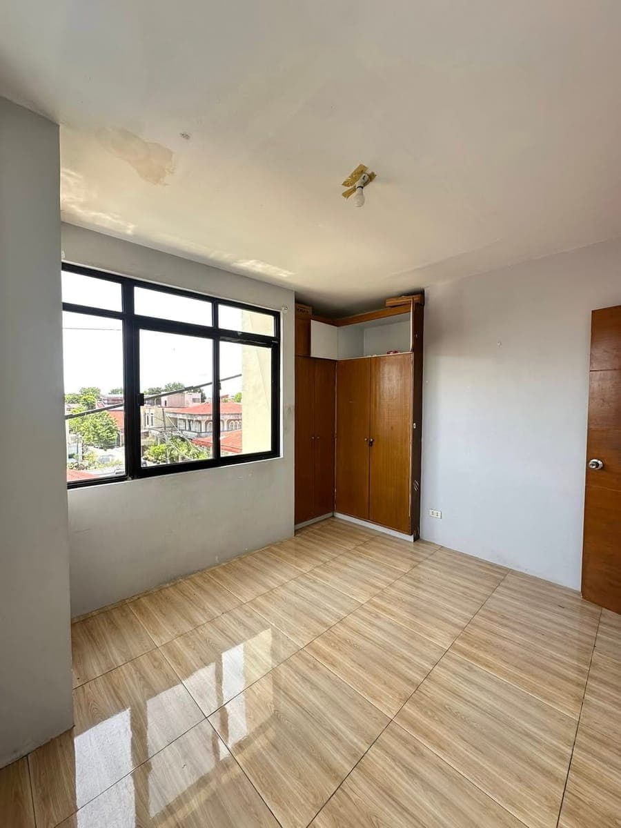 FOR RENT: 2 bedroom (third floor) 18k per month - photo 2