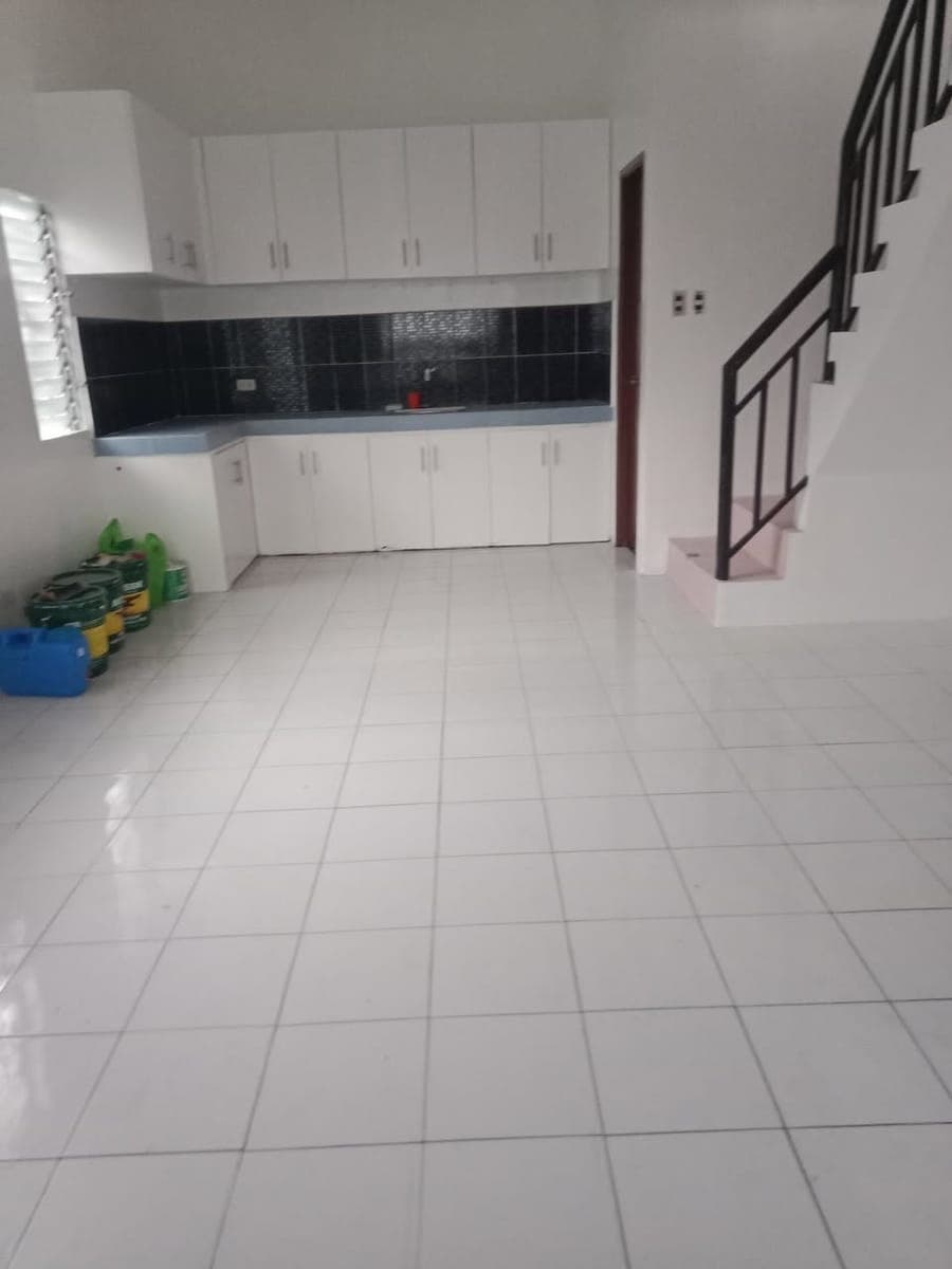 HOUSE FOR RENT NEAR CASIMIRO - photo 2
