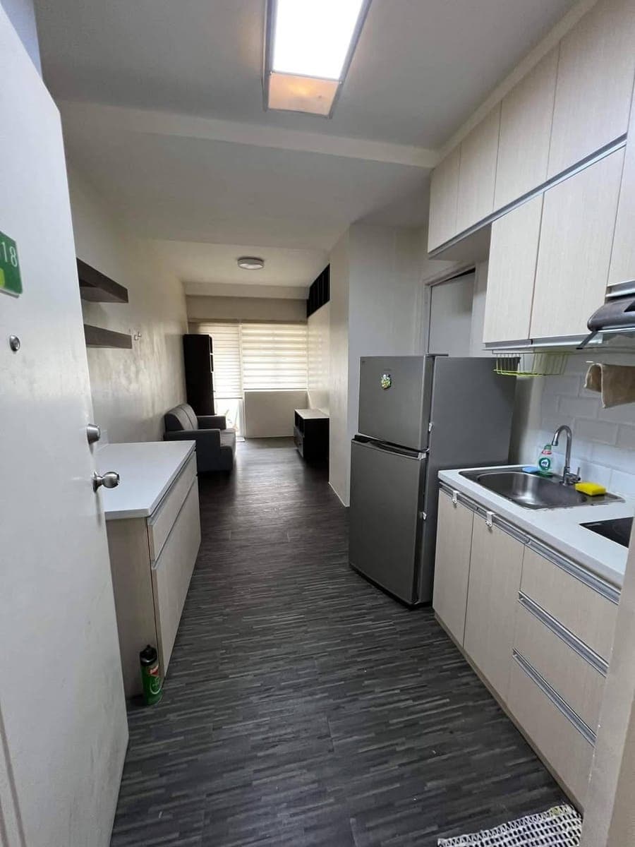 1Br amaia Steps Alabang - photo 2