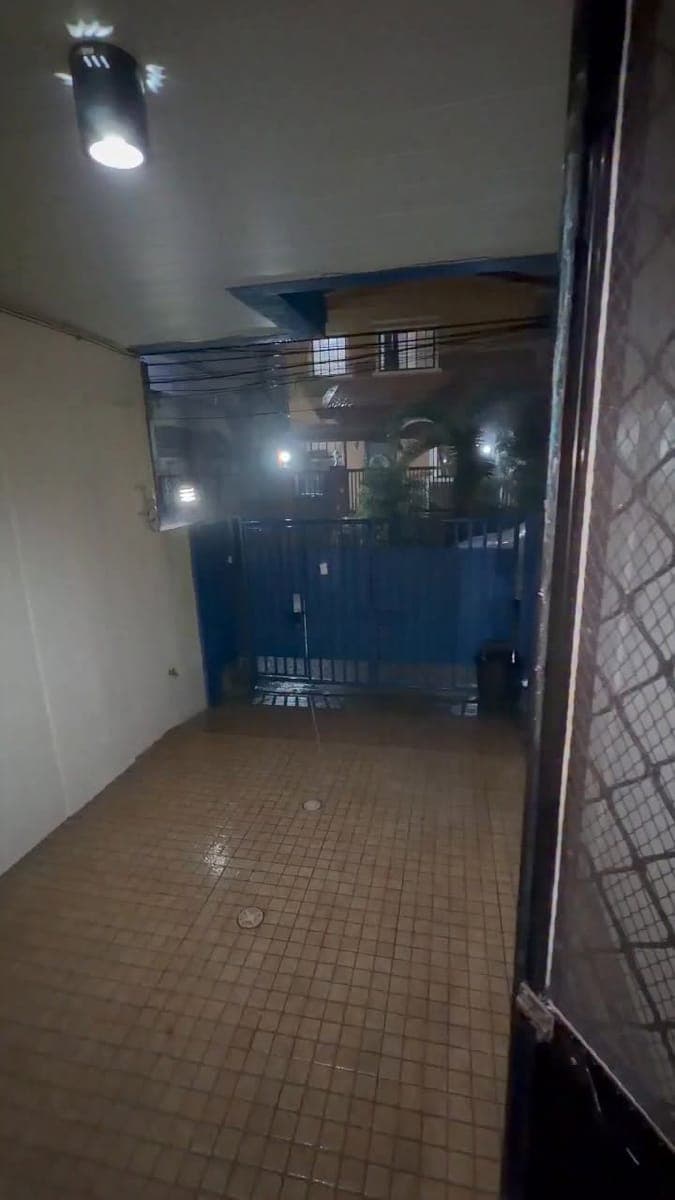 For Rent - photo 2