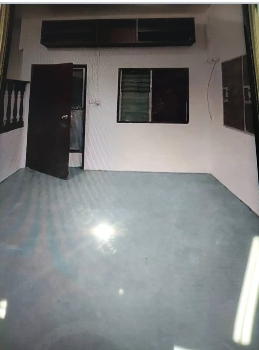Ptpa, house for rent laspinas 3bd rooms Manuyo holy family compd ready for occupancy pet friendly pa... - photo 1