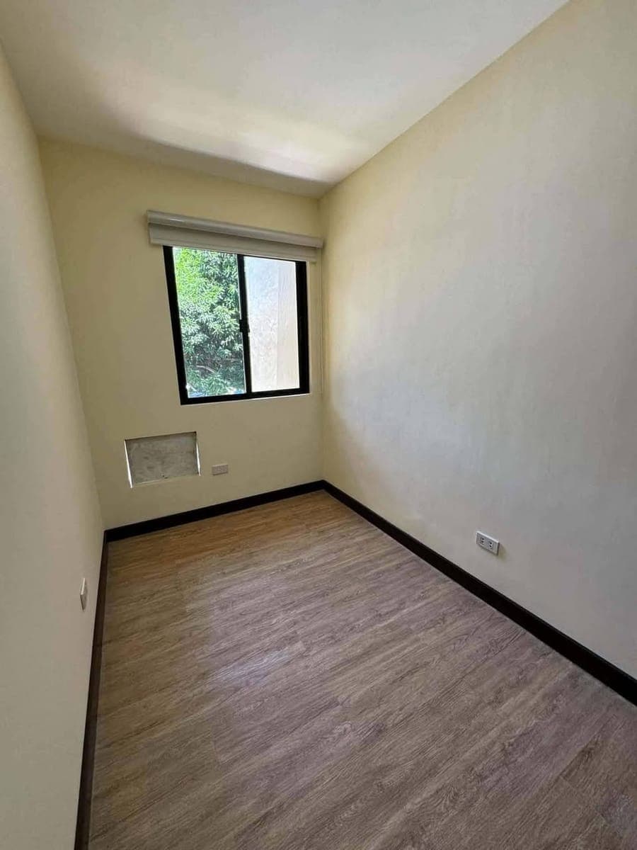 ✔️ Townhouse Apartment For Rent/Leese - photo 5