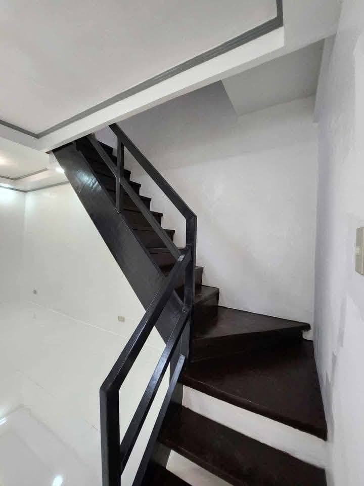 House for rent villa Celina townhomes pulang lupa dos las pinas city - photo 4