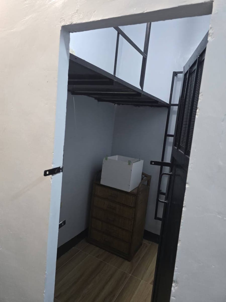 ROOM FOR RENT (NEWLY RENOVATED) - photo 2