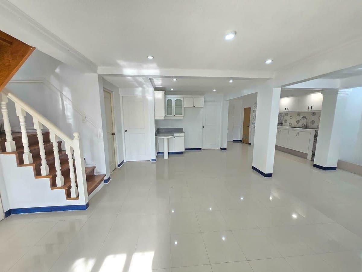 👉HOUSE FOR RENT - photo 1
