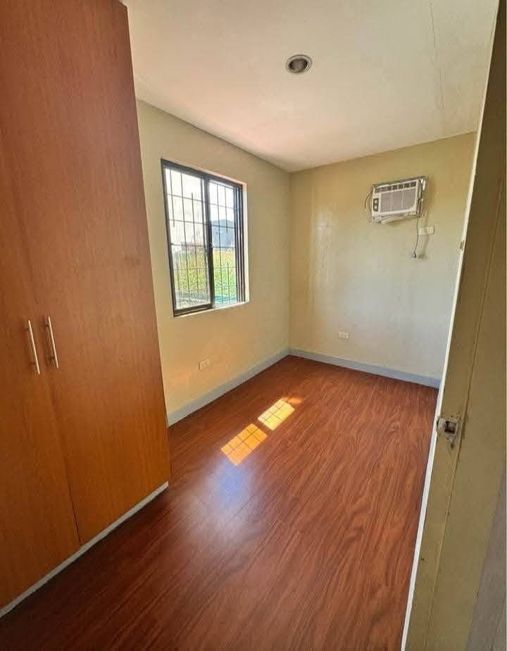 TOWNHOUSE (Corner Lot) FOR RENT - photo 4