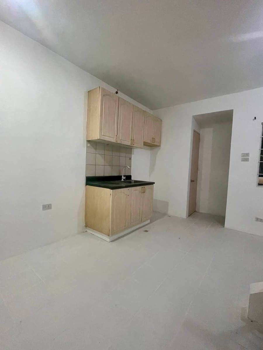 🏠 SPACIOUS TOWNHOUSE FOR RENT – ROYAL SOUTH VILLAGE! - photo 4