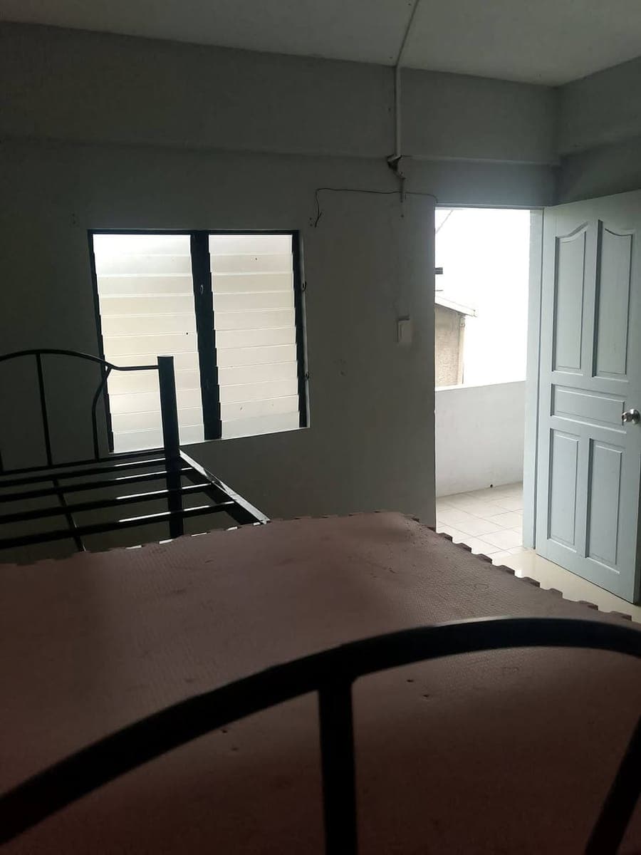 Room for Rent - photo 3