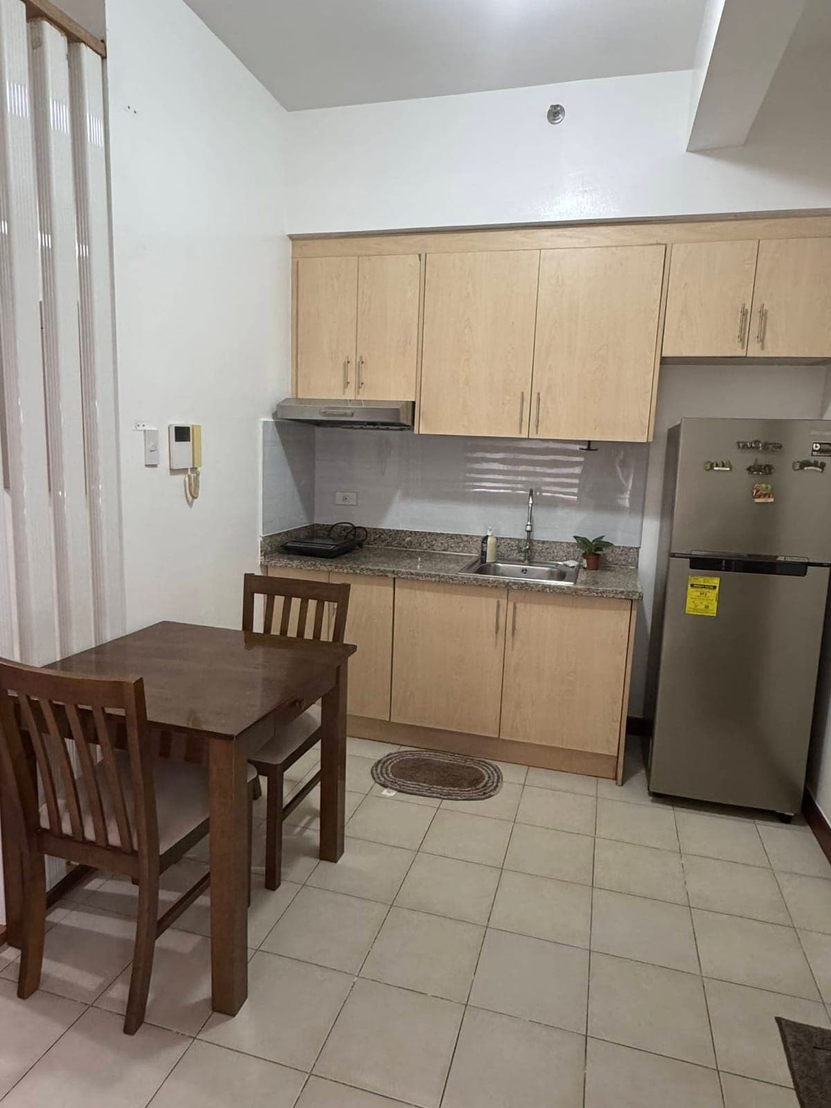 1 Bedroom Condo Unit For Rent in Paseo De Roces - photo 1