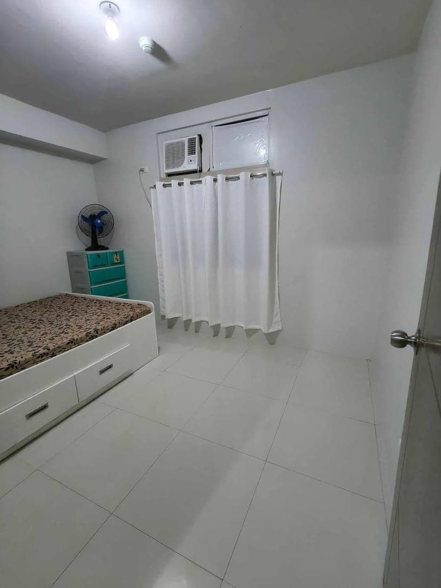 For Rent 1 Bedroom Condo Unit - photo 1