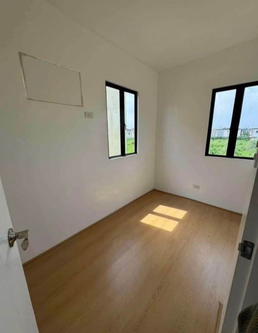 FOR RENT! SOLVIENTO VILLAS - photo 4