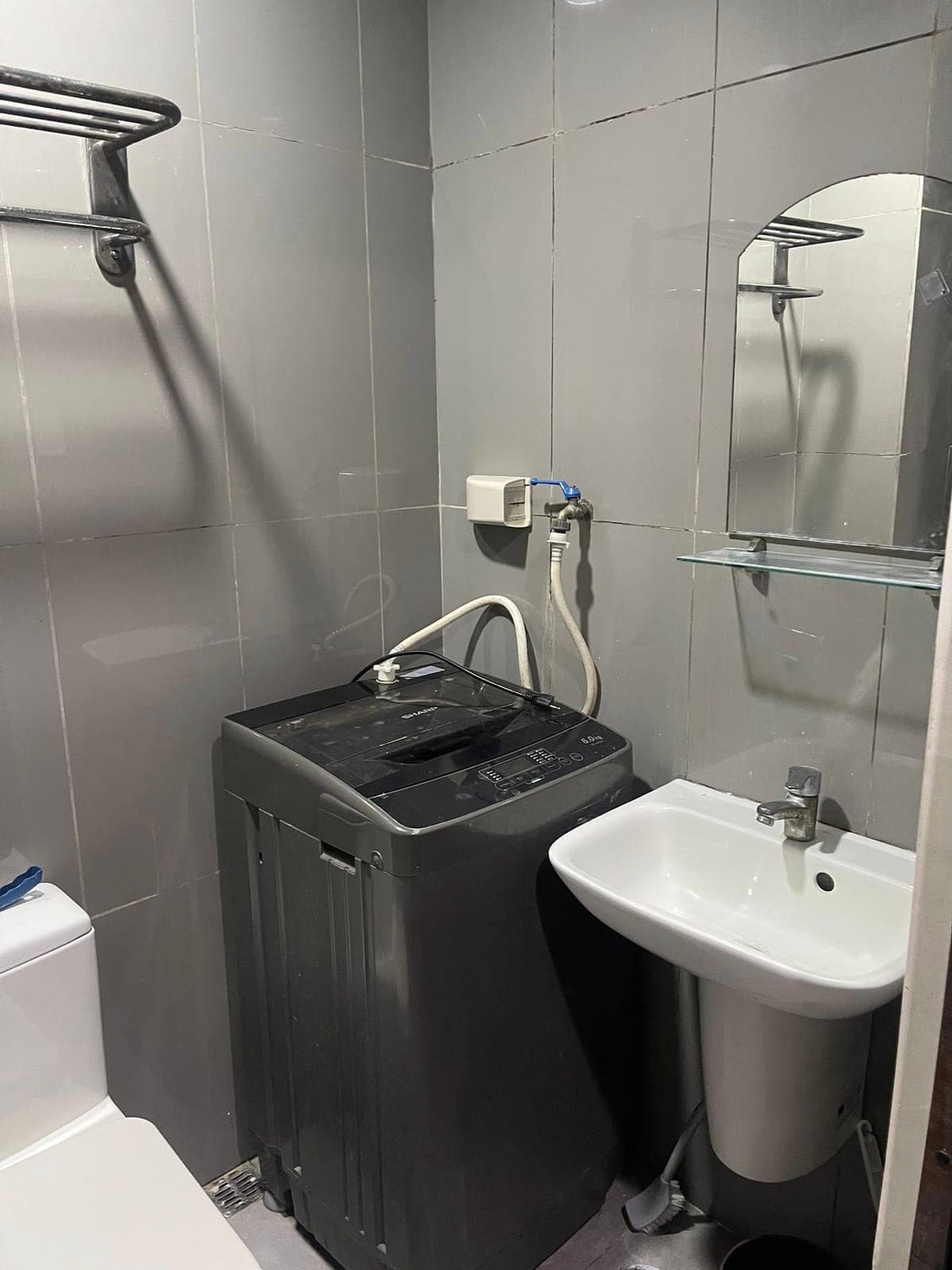 One Bedroom for Lease at Air Residences - photo 2