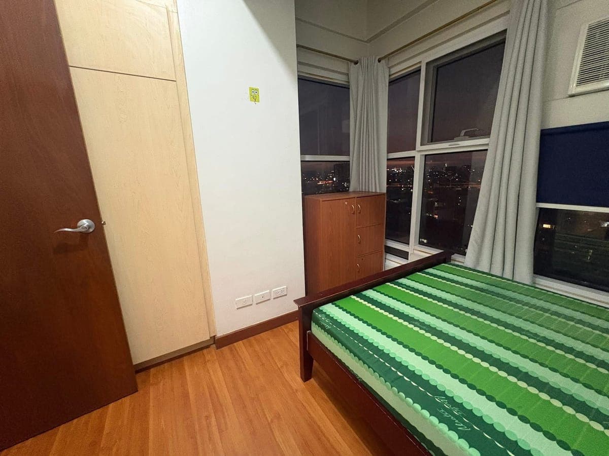 For Rent Paseo de Roces 1BR with Balcony. 23k per month. Beautiful South superhighway/Skyway View. C... - photo 8