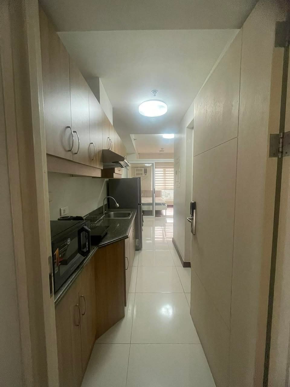 **FOR RENT: Studio Unit – Brio Towers, Makati** - photo 2