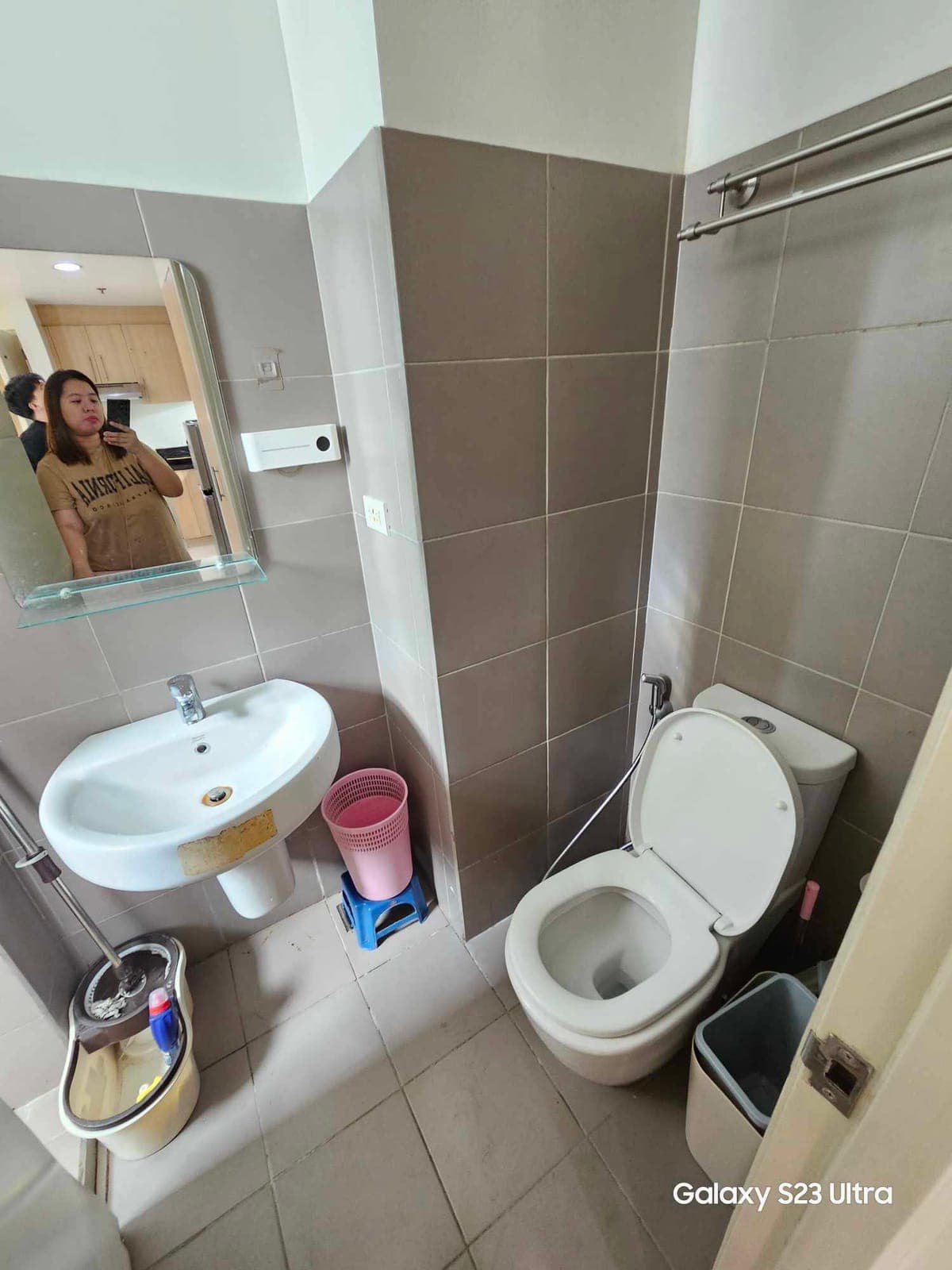 SALCEDO SQUARE – CONDO UNIT FOR RENT - photo 9