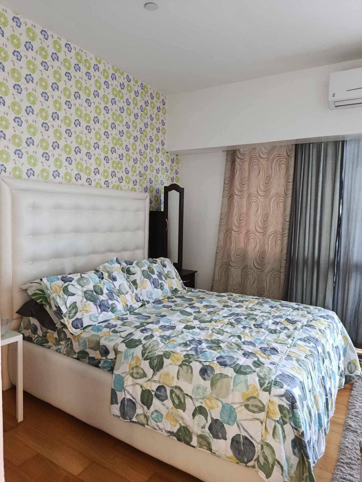 🏙️ Wake up to the Stunning Rockwell Bridge View. - photo 4