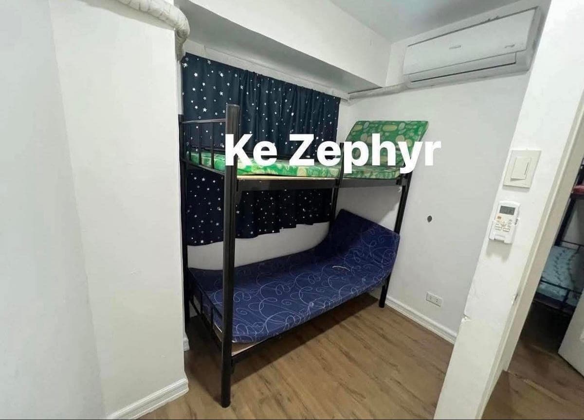 Rush 2 female bed spacers (condo sharing)