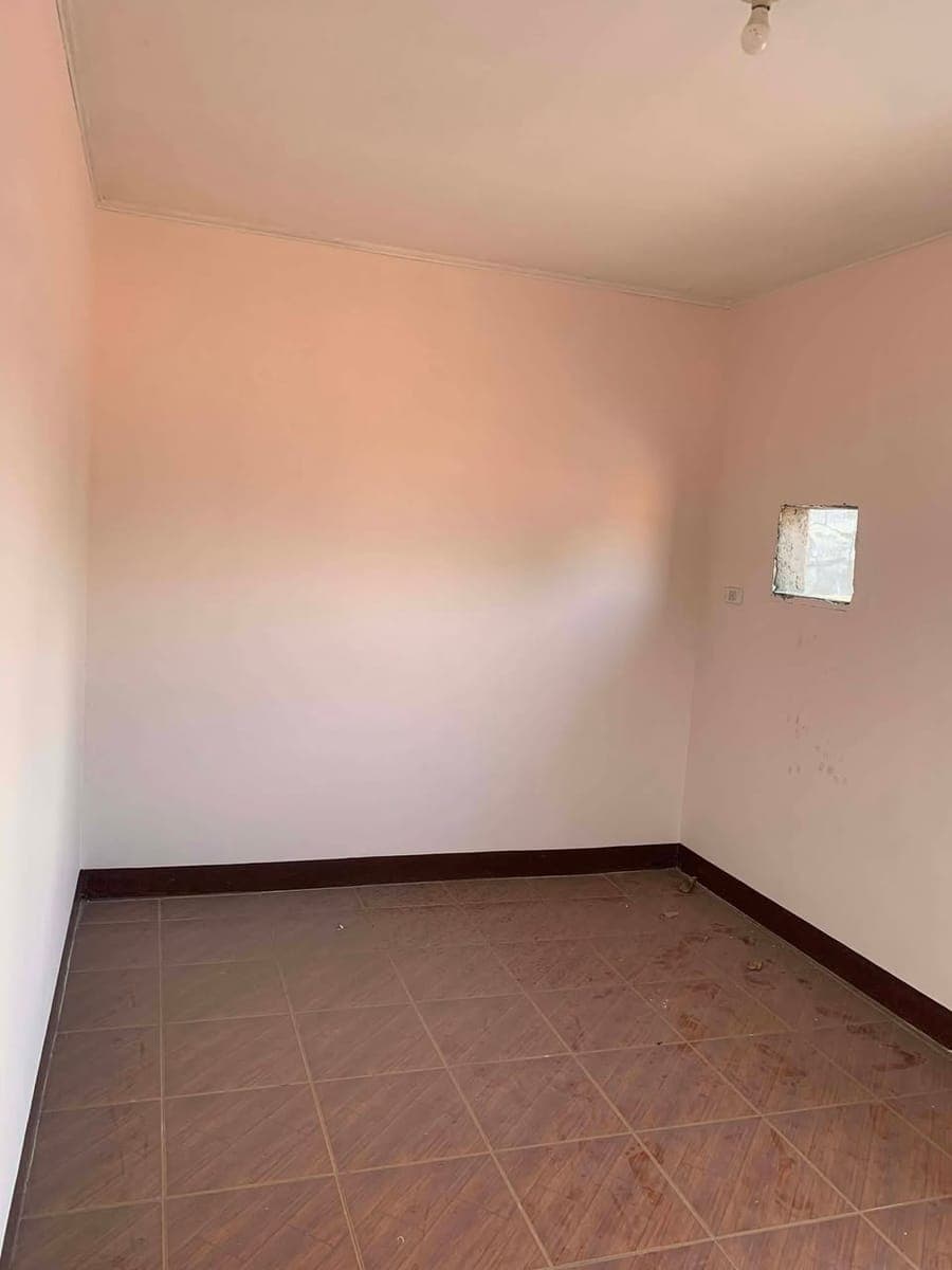 FOR RENT 5 ROOMS, VERGONVILLE SUBD. PULANGLUPA 2 LAS PINAS. SCHEDULE FOR VIEWING. PM po or viber 09569547122 senia - photo 2
