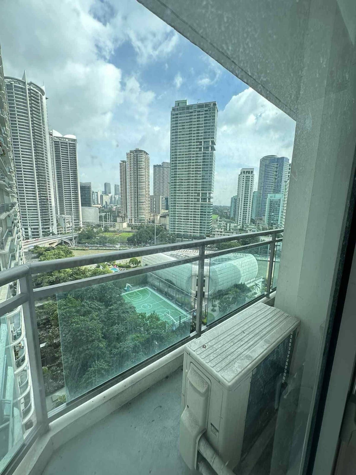 📍 CONDO UNIT FOR LEASE - photo 5