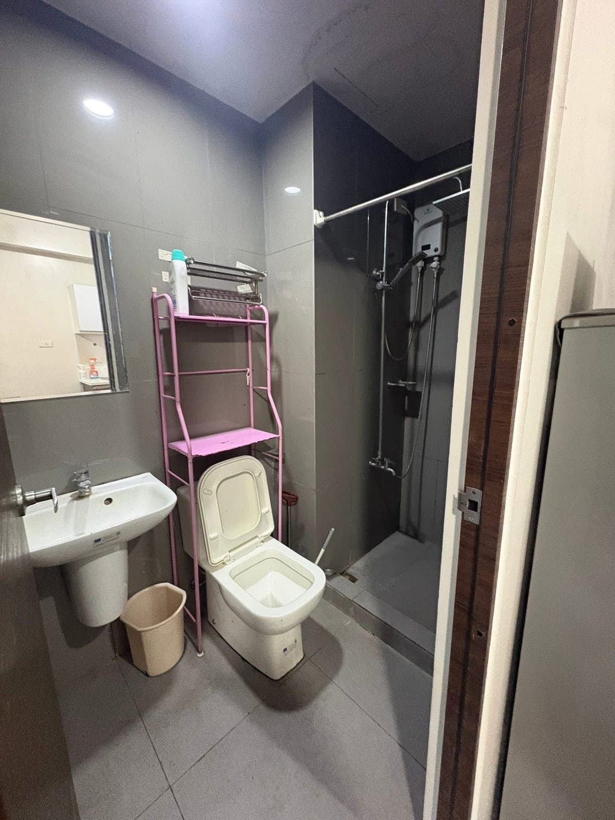 FOR RENT ‼️ - photo 1