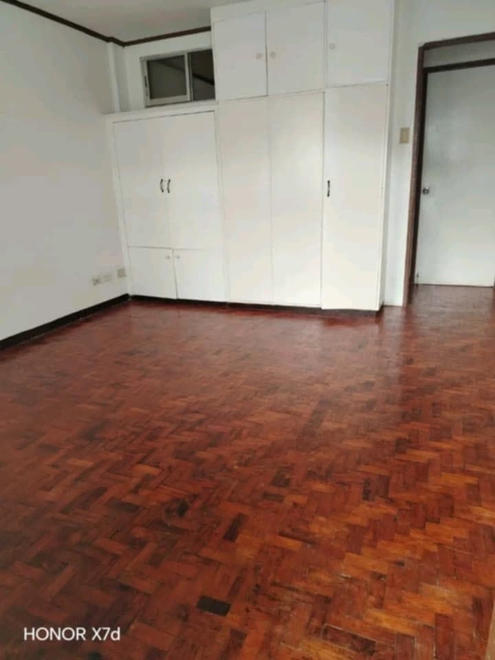 NEWLY RENOVATED TOWNHOUSE - photo 1
