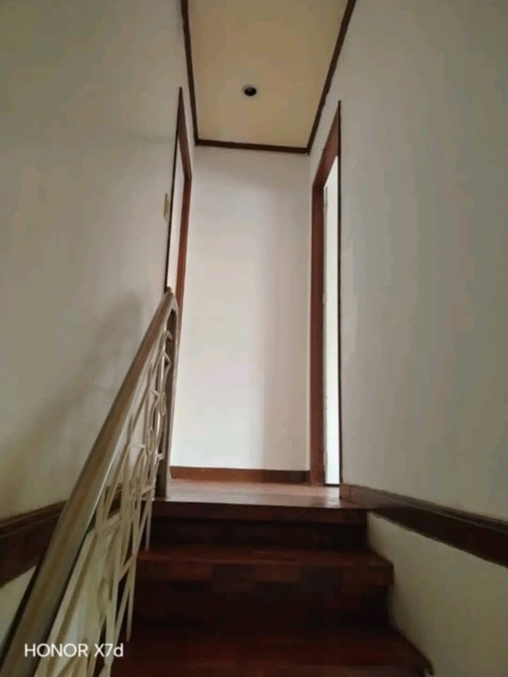 NEWLY RENOVATED TOWNHOUSE - photo 3