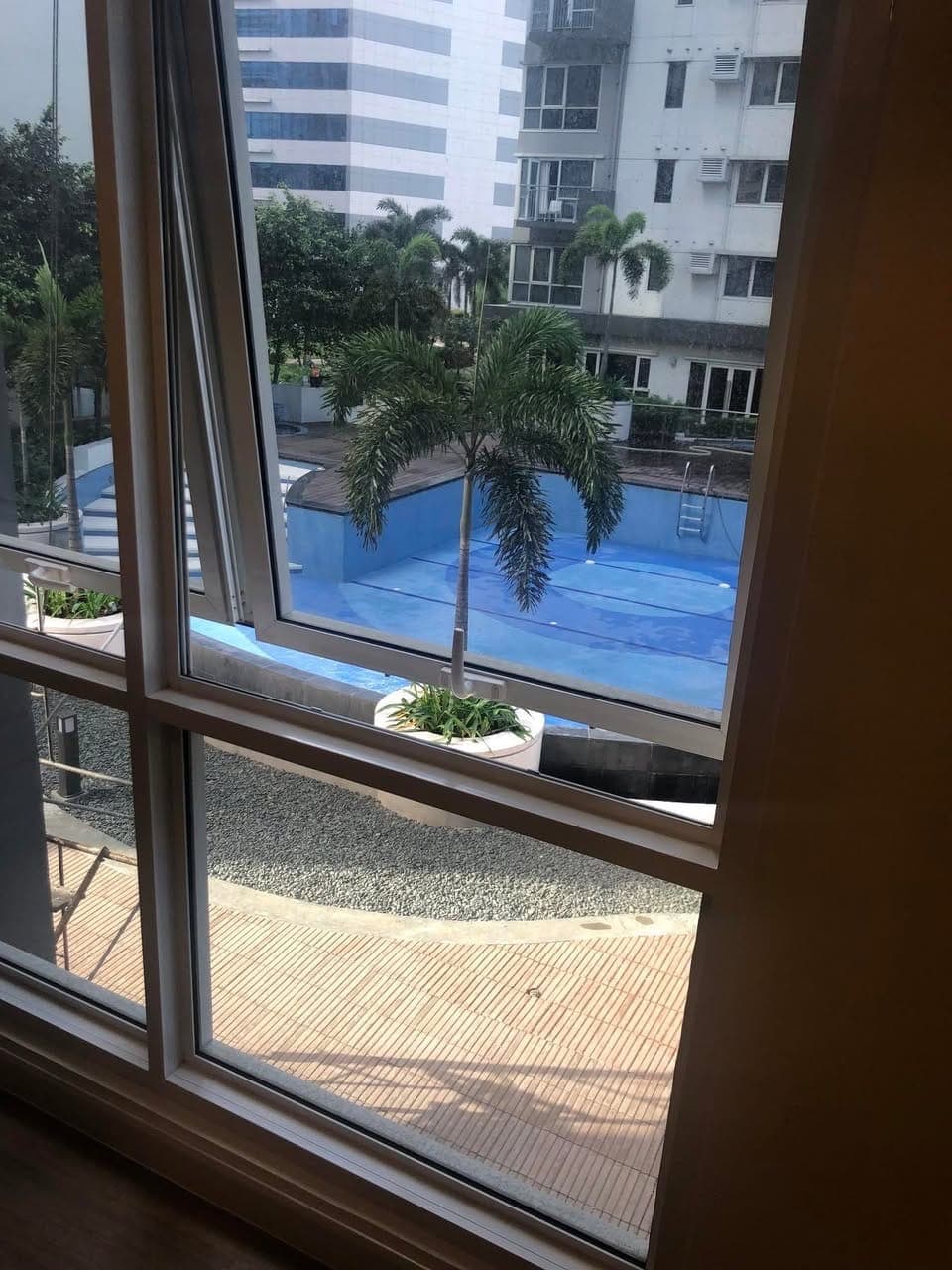 FOR LEASE/RENT - photo 2