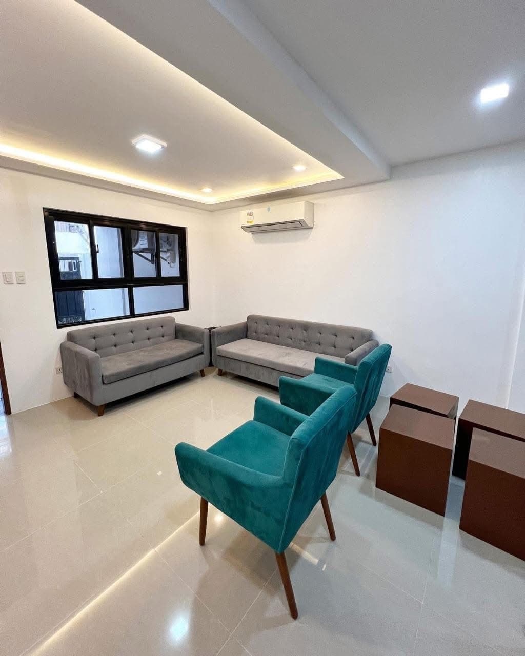 For Lease or Sale: 3-Storey Triplex House in Makati City - photo 18