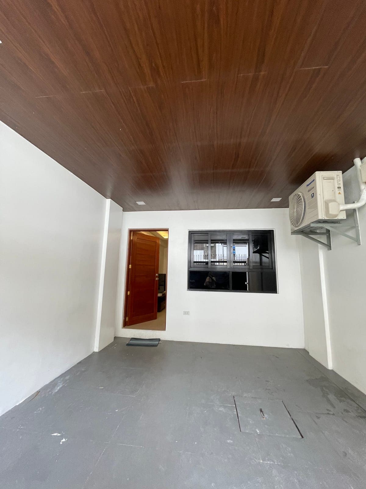 For Lease or Sale: 3-Storey Triplex House in Makati City - photo 25