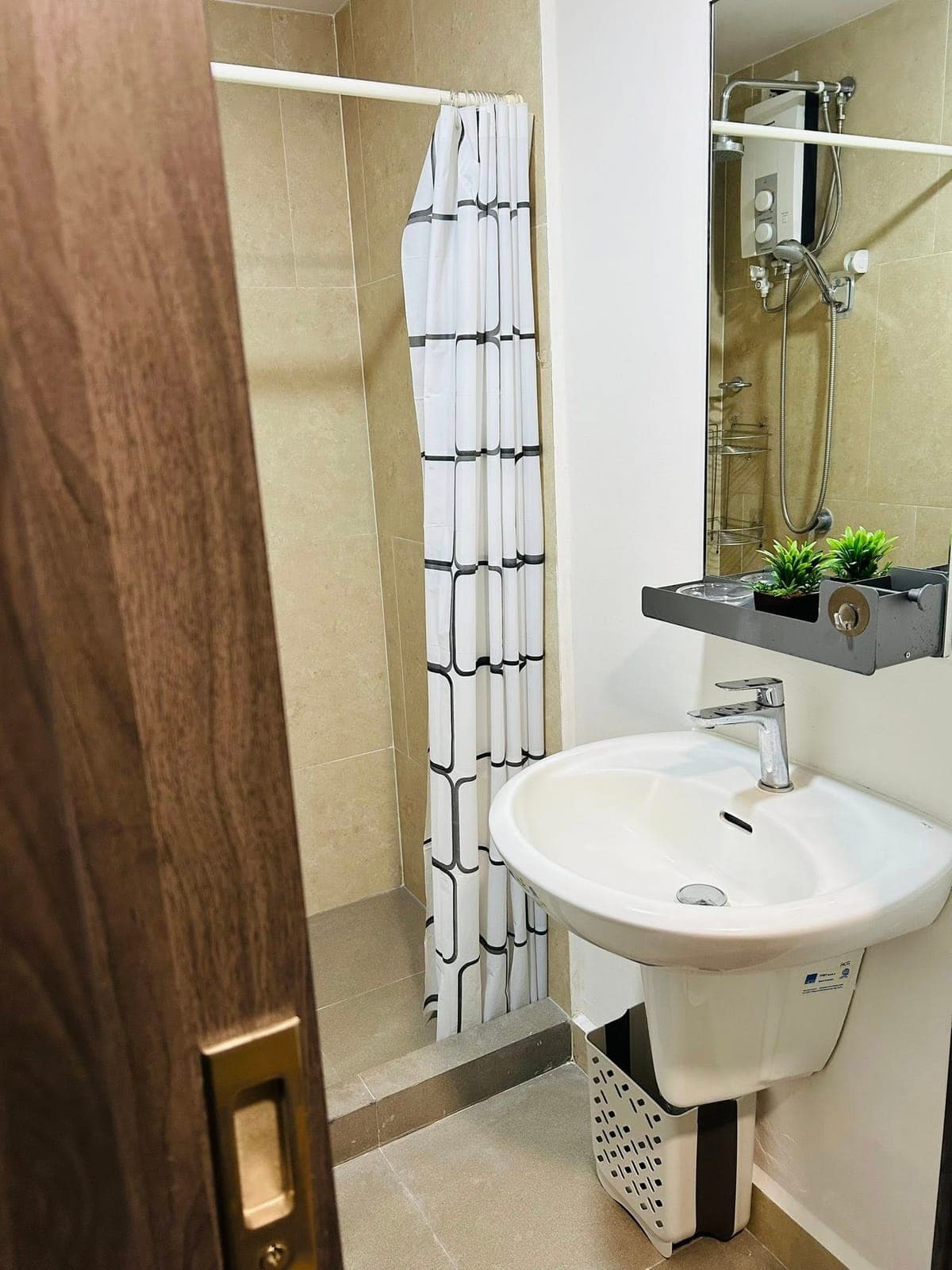 CONDO FOR RENT‼️ - photo 8