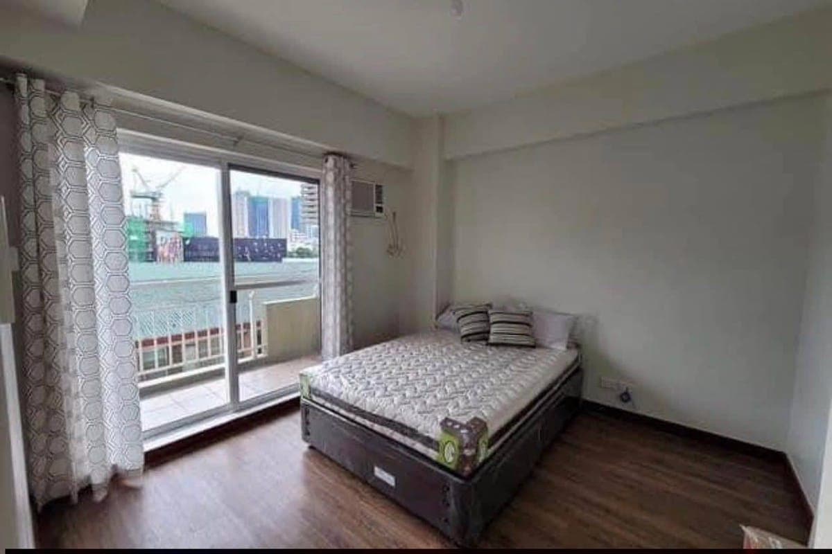 for Rent 2Br in Brio Tower - photo 2