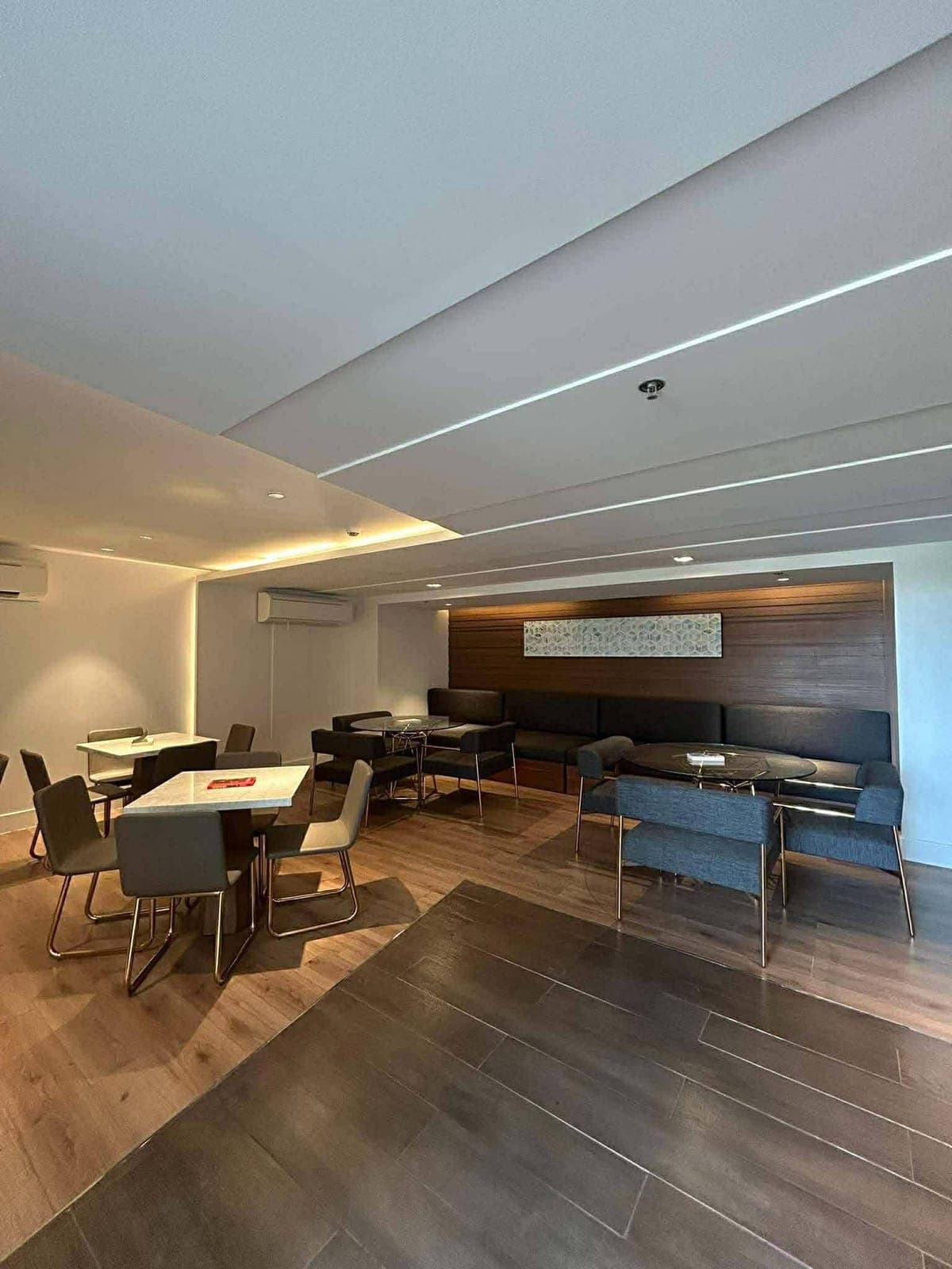 Female Condo Sharing / Bedspace - photo 4